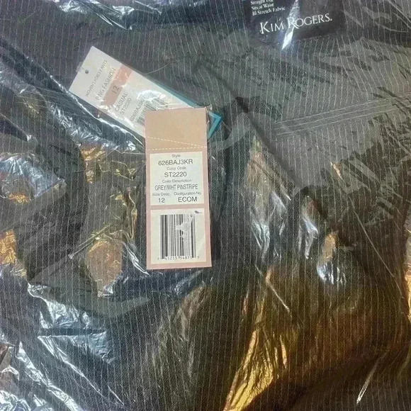 NWT Bag never opened Gray/White Pinstripe pants by Kim Rogers women’s size 12 - Picture 5 of 6